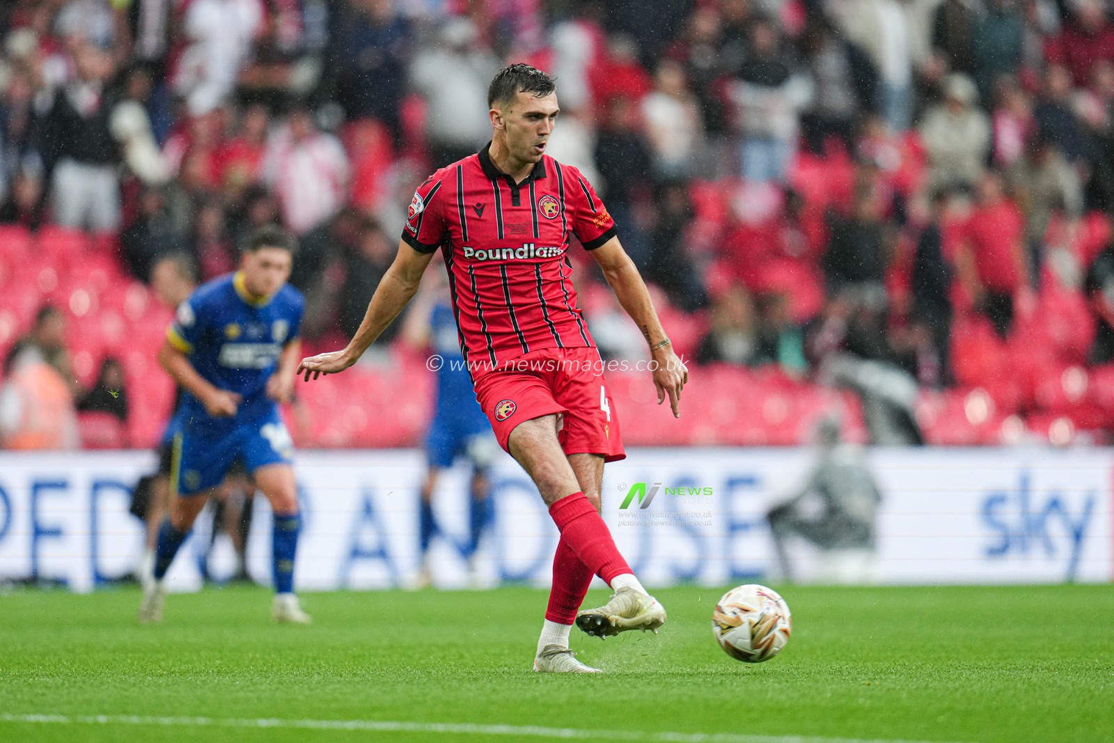 Oisin McEntee of Walsall during the Sky Bet League 2 Playoff Final match AFC Wimbledon vs Walsall at Wembley Stadium, London, United Kingdom, 26th May 2025

(Photo by Harvey Murphy/News Images)