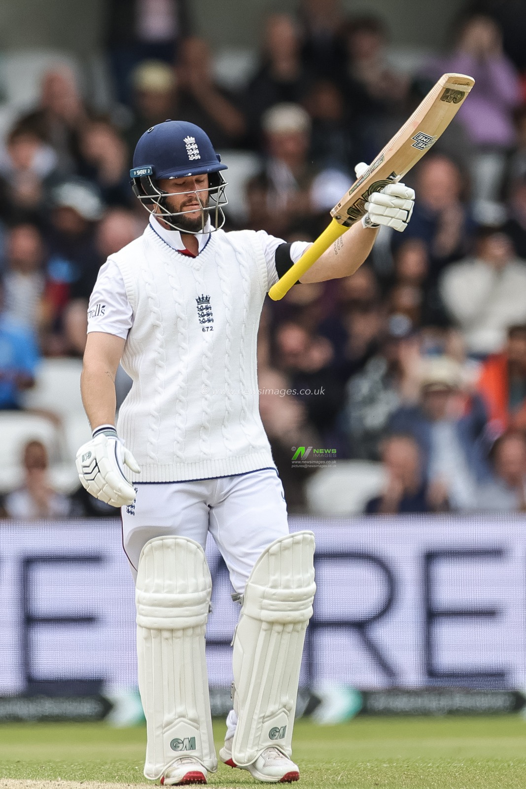 Ben Duckett of England celebrates a half century (50 runs) during the 1st Rothesay Test Match Day 5 England vs India at Headingley Cricket Ground, Leeds, United Kingdom, 24th June 2025

(Photo by Mark Cosgrove/News Images)