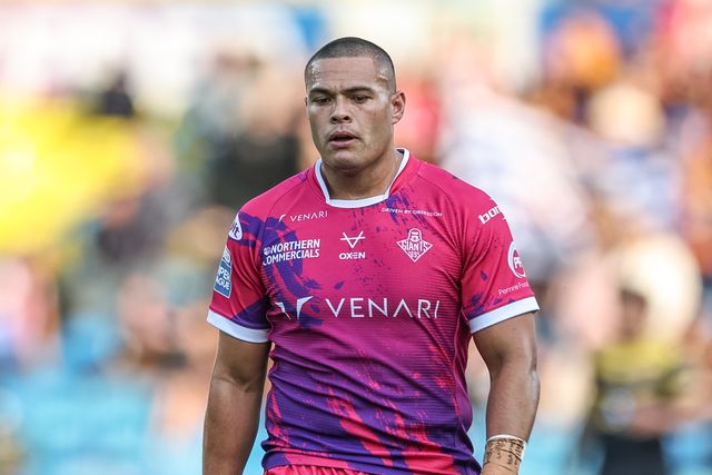 Magic Weekend Huddersfield Giants v Castleford Tigers