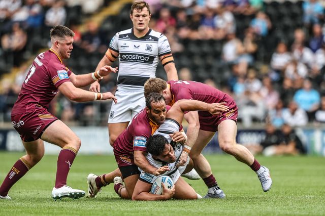 Herman Eseâ€™ese of Hull FC is tackled during the Betfred Super League round 20 match Hull FC vs Huddersfield Giants at MKM Stadium, Hull, United Kingdom, 26th July 2025

(Photo by Alfie Cosgrove/News Images)