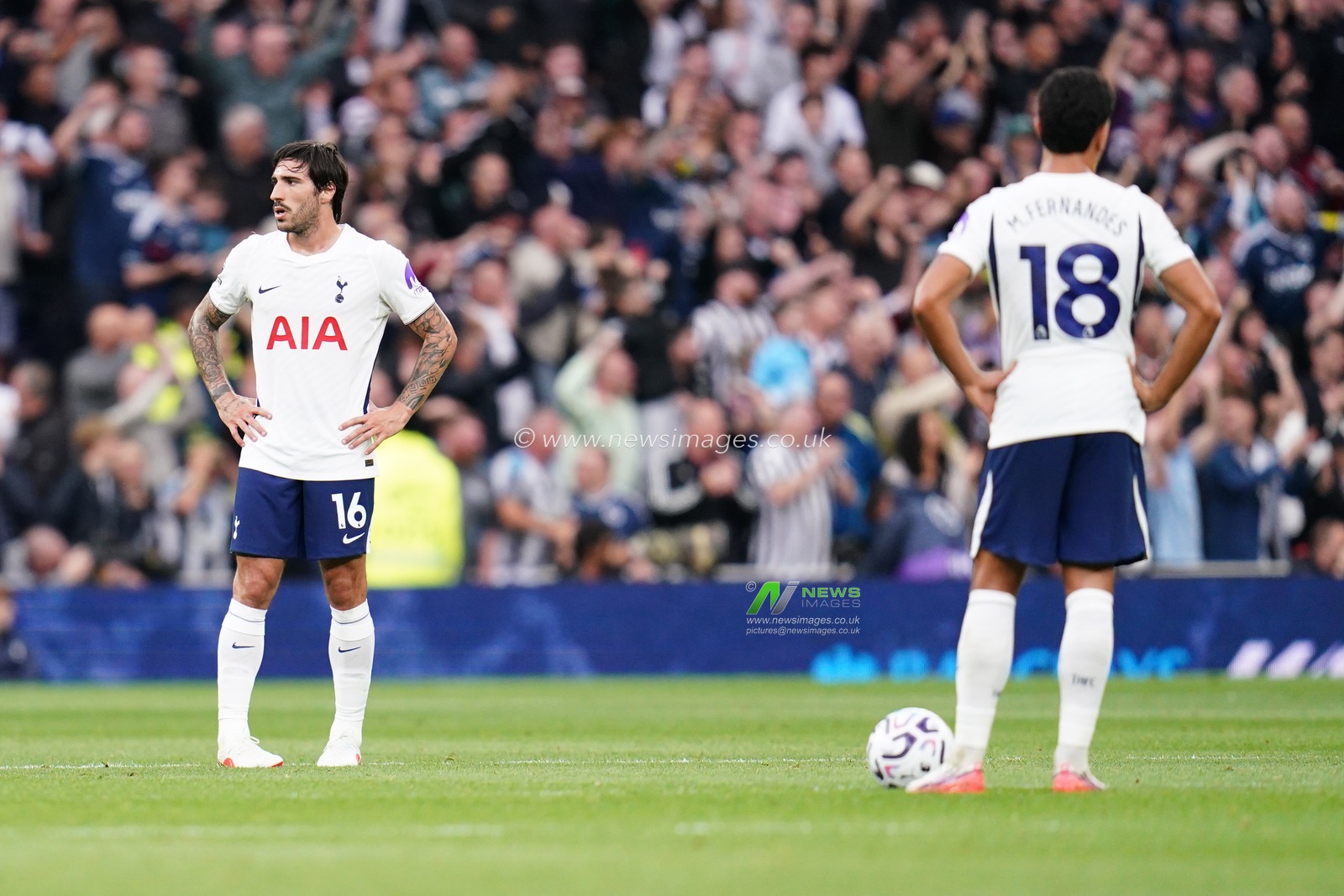Sandro Tonali of Tottenham Hotspur looks on after during the Premier League match Tottenham Hotspur vs Newcastle Untied at Tottenham Hotspur Stadium, London, United Kingdom on 29 August 2026

(Photo by Harvey Murphy/News Images)