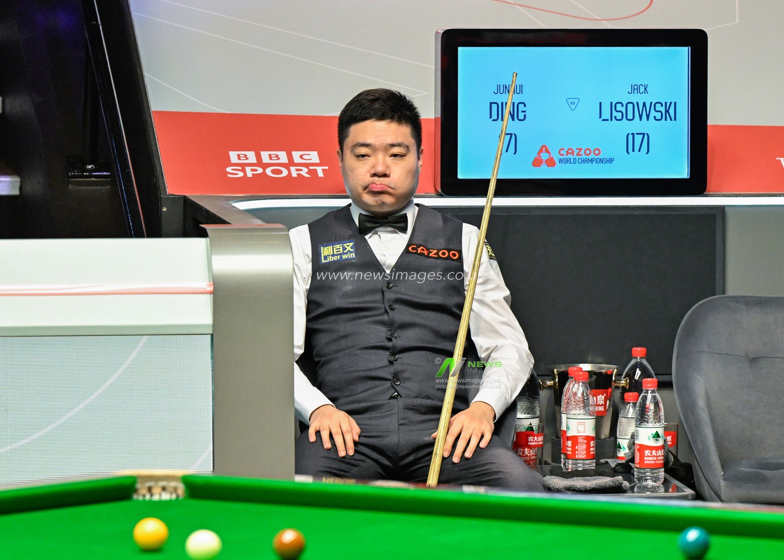 Ding Junhui reacts, during the Cazoo World Championships 2024 at Crucible Theatre, Sheffield, United Kingdom, 24th April 2024

(Photo by Cody Froggatt/News Images)