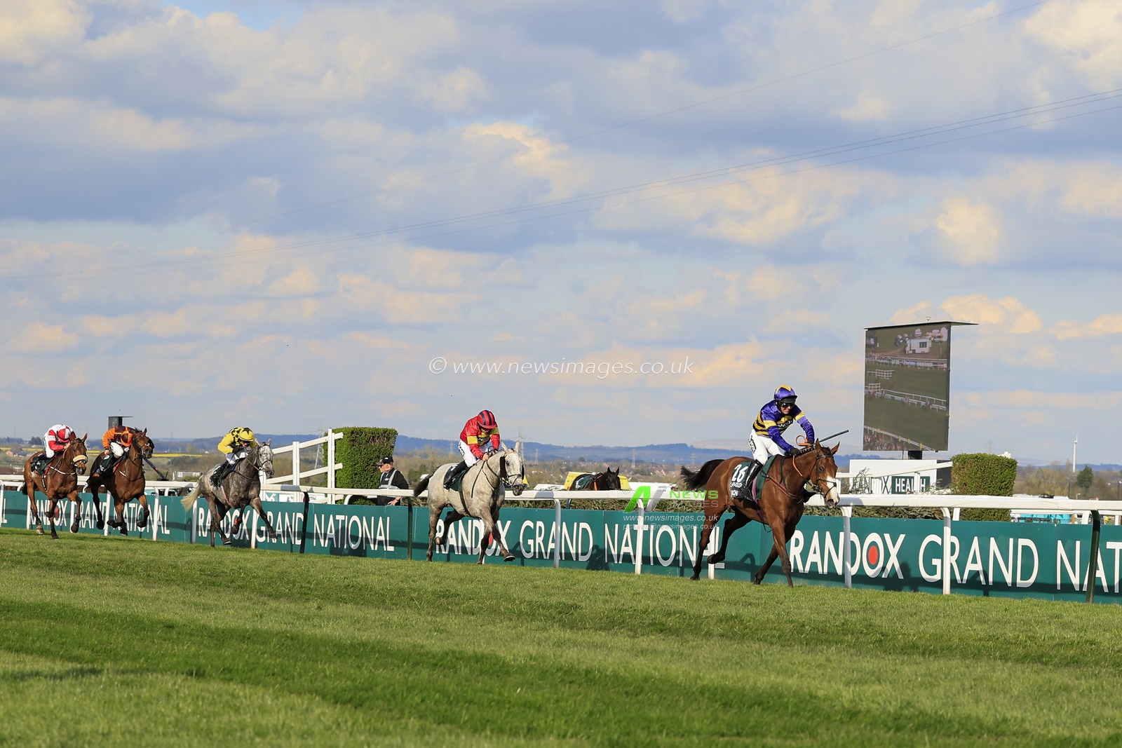 Corach Rambler ridden by Derek Fox runs to the winning post during The Randox Grand National Handicap Chase at The Randox Grand National festival 2023 Grand National Day at Aintree Racecourse, Liverpool, United Kingdom, 15th April 2023

(Photo by Conor Molloy/News Images)