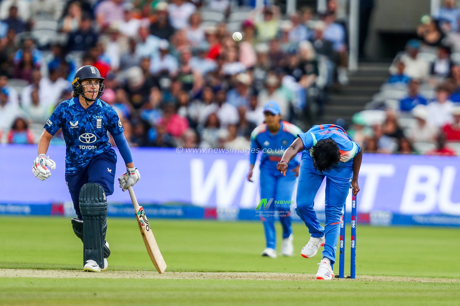 Arundhati Reddy of India bowls during the 2nd Metro Bank One Day International England Women v India Women at Lords, London, United Kingdom, 19th July 2025

(Photo by Izzy Poles/News Images)