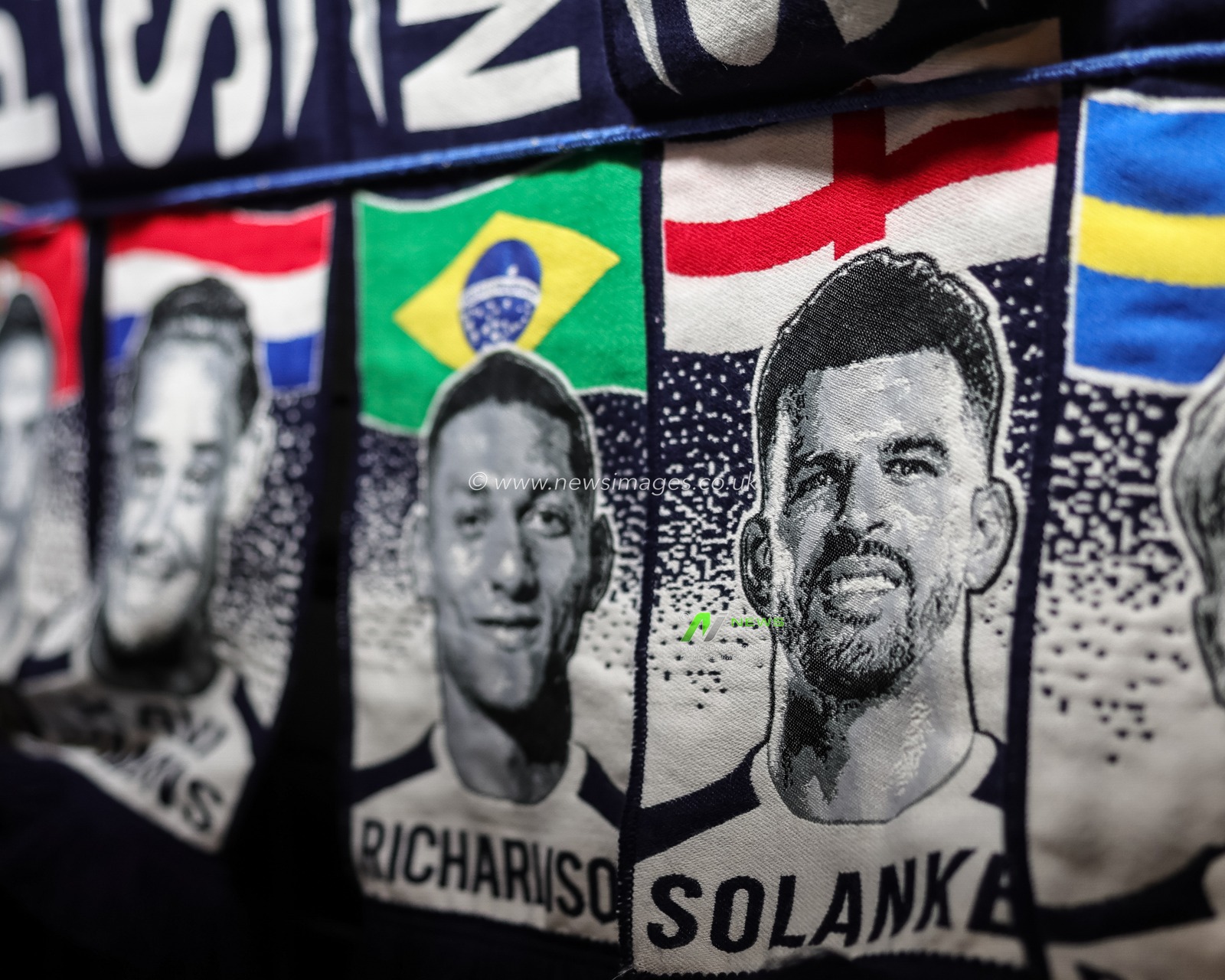 A Dominic Solanke of Tottenham Hotspur scarf on sale during the UEFA Champions League Matchday 4 of 8 Tottenham Hotspur vs F.C. Copenhagen at Tottenham Hotspur Stadium, London, United Kingdom, 4th November 2025

(Photo by Mark Cosgrove/News Images)

*** GER AUT SUI OUT ***