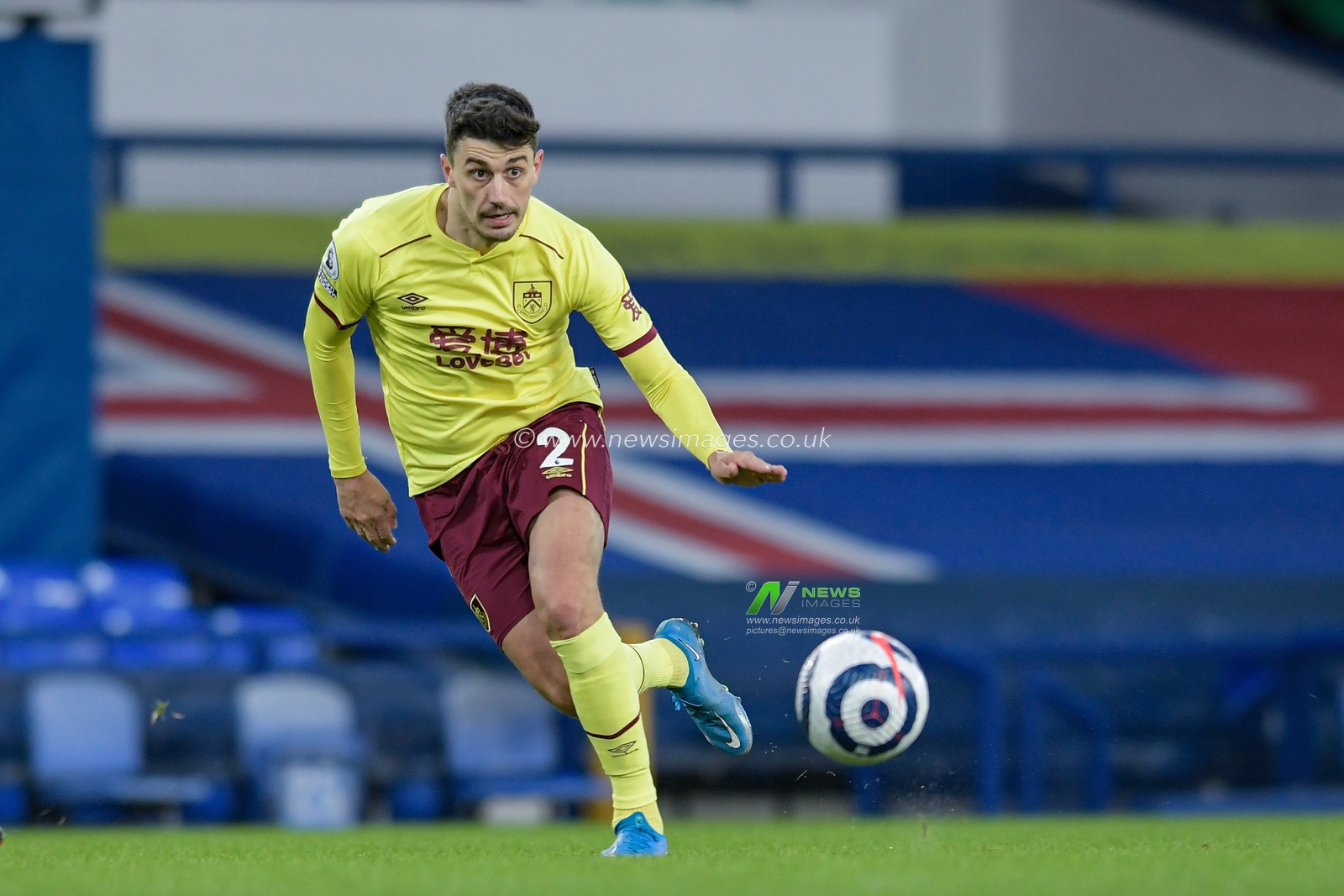 Matthew Lowton #2 of Burnley passes the ball
