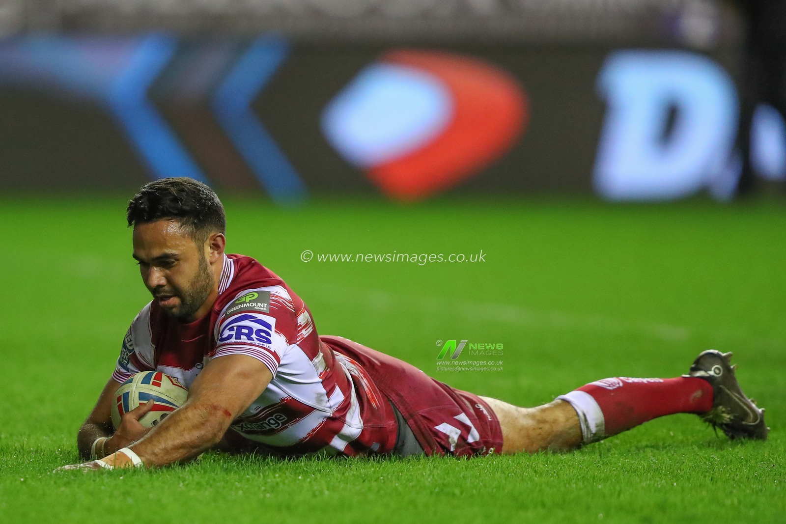 Bevan French #2 of Wigan Warriors goes over for a try to make it 6-6 during the Betfred Super League match Wigan Warriors vs Salford Red Devils at DW Stadium, Wigan, United Kingdom, 24th March 2023

(Photo by Gareth Evans/News Images)