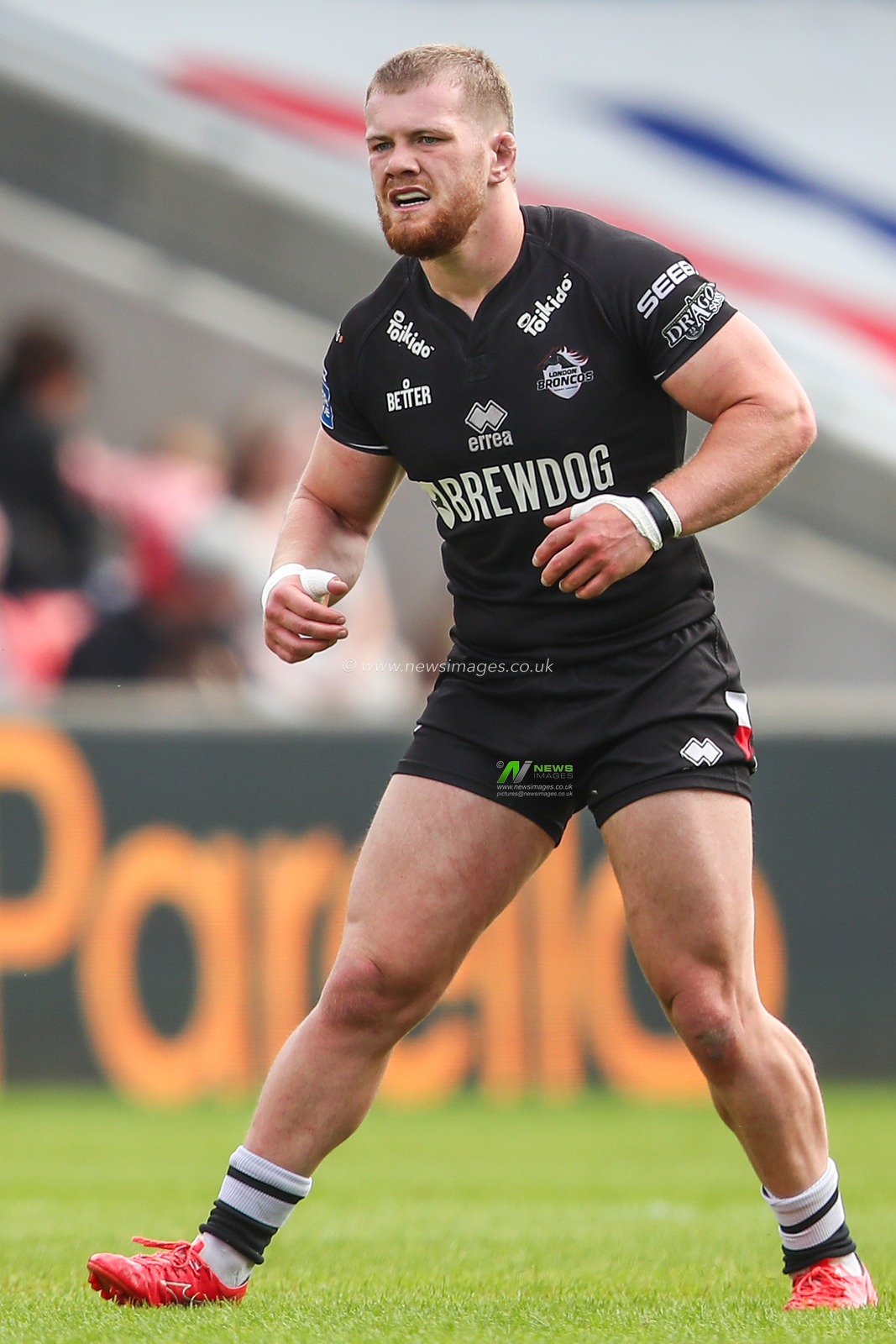 Sam Davis of London Broncos during the Betfred Super League Round 13 match Salford Red Devils vs London Broncos at Salford Community Stadium, Eccles, United Kingdom, 2nd June 2024

(Photo by Gareth Evans/News Images)