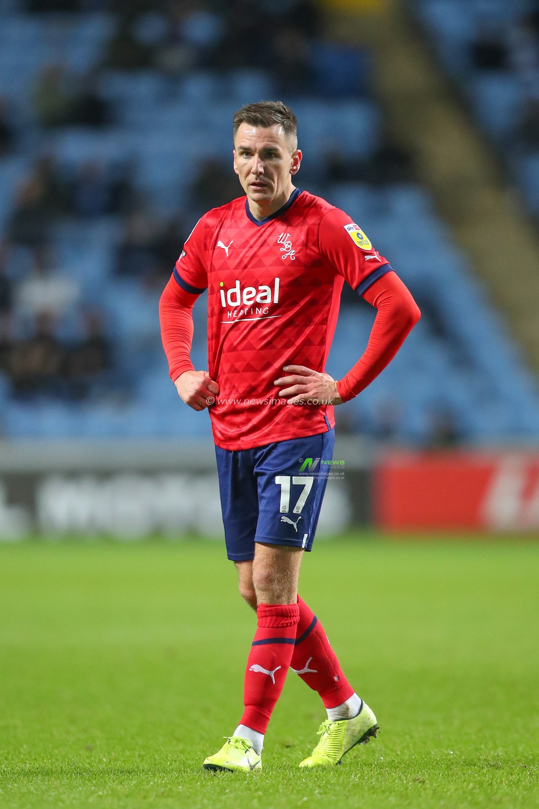 Jed Wallace #17 of West Bromwich Albion during the Sky Bet Championship match Coventry City vs West Bromwich Albion at Coventry Building Society Arena, Coventry, United Kingdom, 21st December 2022

(Photo by Gareth Evans/News Images)