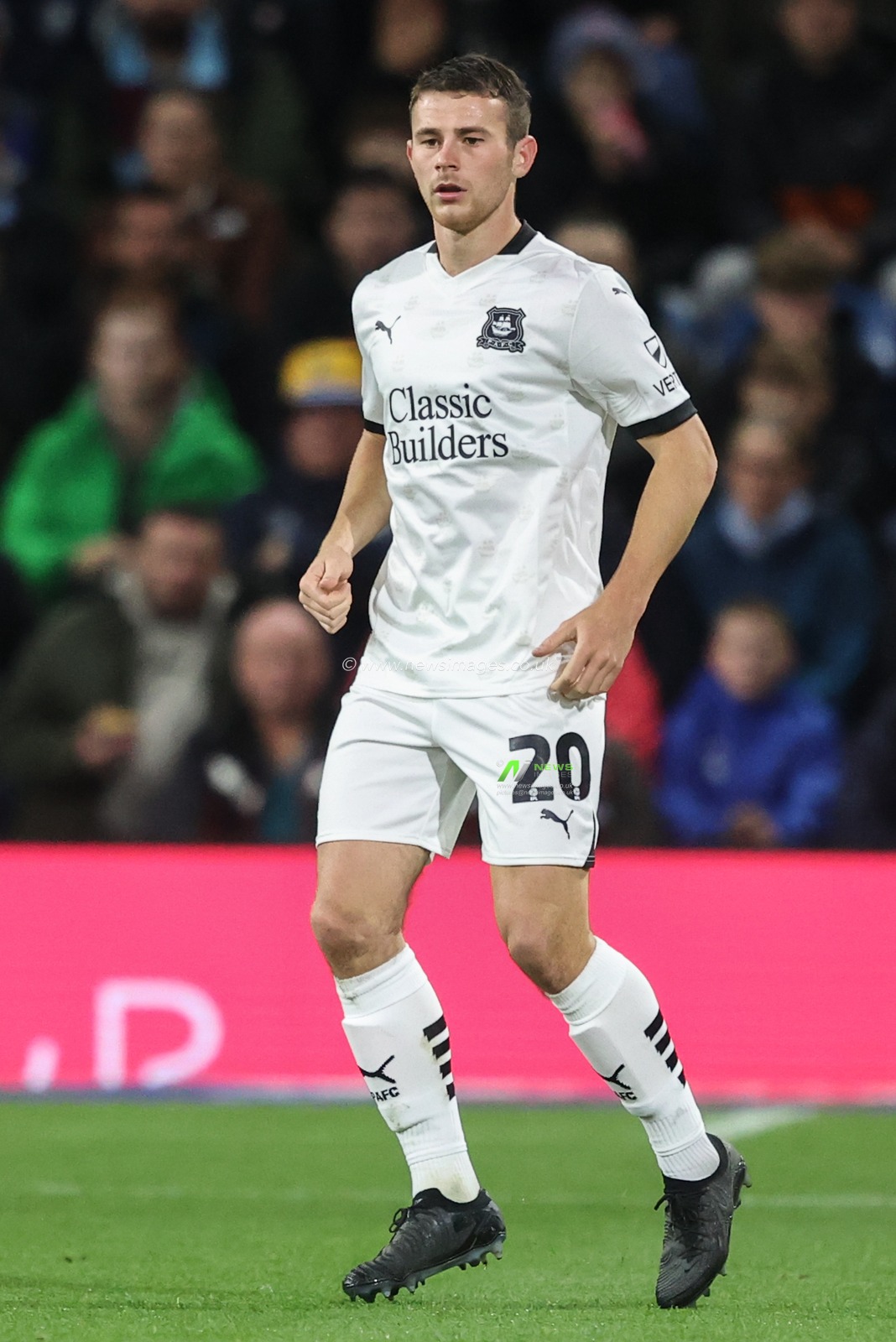 Adam Randell of Plymouth Argyle during the Sky Bet Championship match Burnley vs Plymouth Argyle at Turf Moor, Burnley, United Kingdom, 1st October 2024

(Photo by Alfie Cosgrove/News Images)