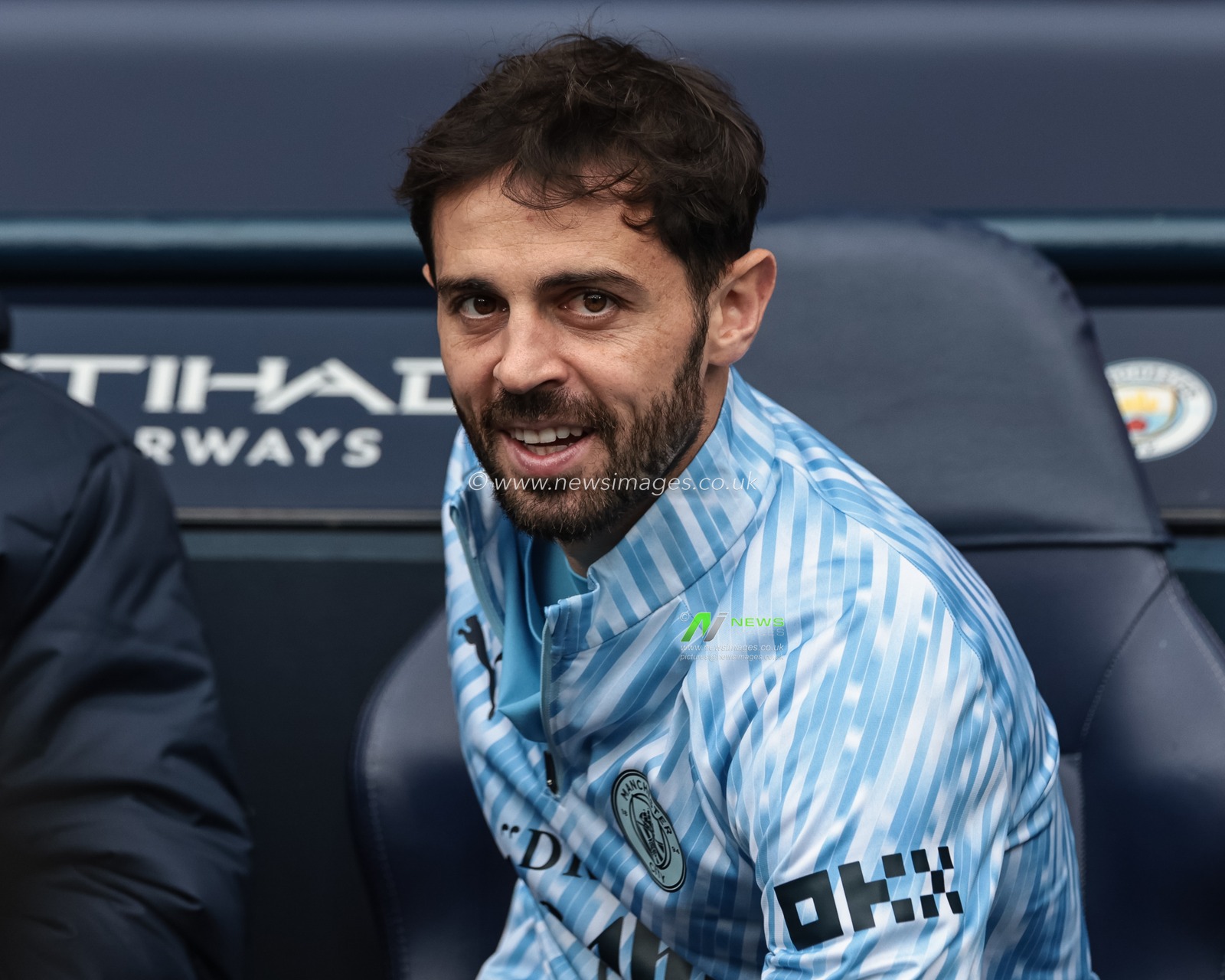 Bernardo Silva of Manchester City sat on the bench during the Premier League match Manchester City vs Burnley at Etihad Stadium, Manchester, United Kingdom, 27th September 2025

(Photo by Mark Cosgrove/News Images)