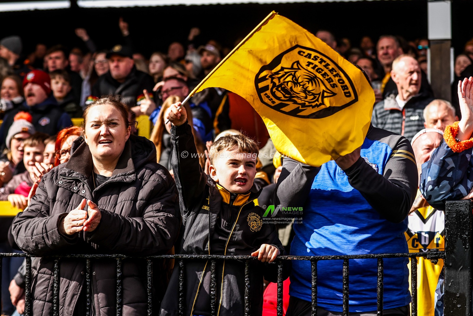 Castleford Tigers fans during the Betfred Super League round 7 match Castleford Tigers vs Wakefield Trinity at OneBore Stadium, Castleford, Untied Kingdom on 05 April 2026

(Photo by Alfie Cosgrove/News Images)
