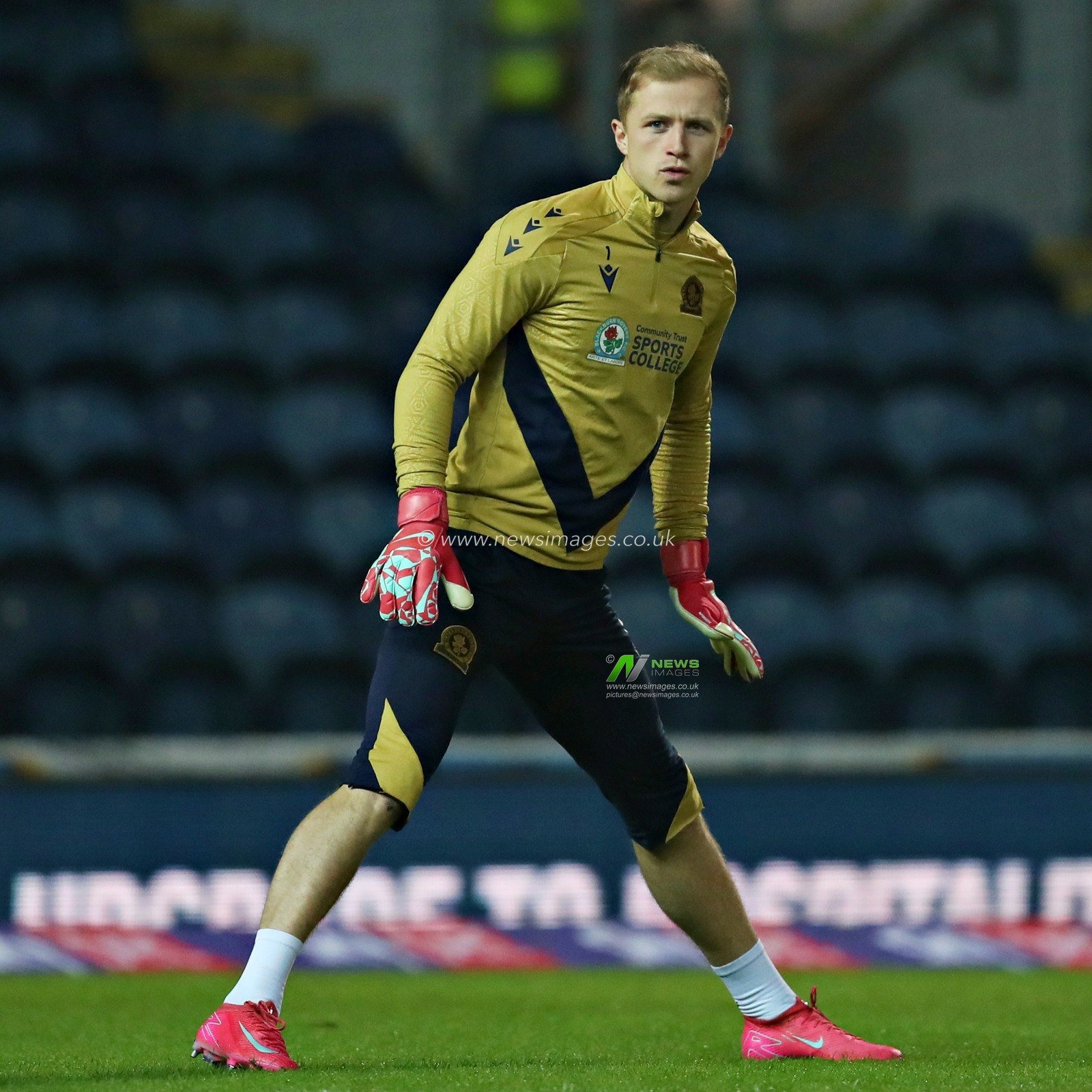 Aynsley Pears of Blackburn Rovers before the Sky Bet Championship match Blackburn Rovers vs Portsmouth at Ewood Park, Blackburn, United Kingdom, 15th January 2025

(Photo by Sam Eaden/News Images)