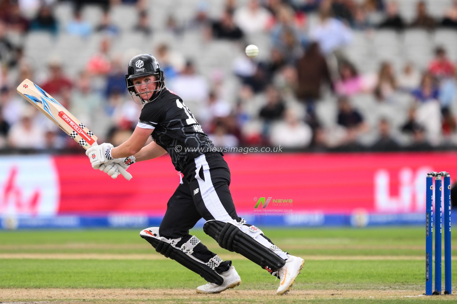 Beth Mooney of Manchester Orignals guides the ball down for two runs during the The Hundred match Manchester Originals Women vs Oval Invincibles Women at Old Trafford, Manchester, United Kingdom, 6th August 2024

(Photo by Craig Thomas/News Images)