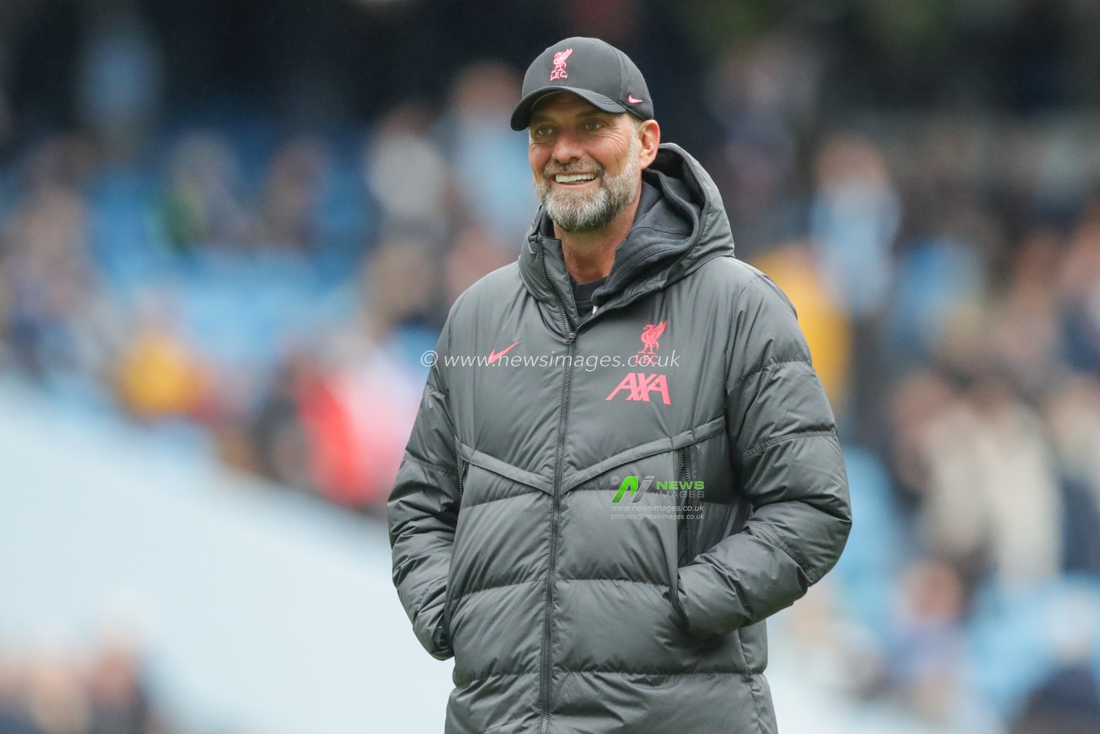 JÃ¼rgen Klopp manager of Liverpool watches his team during the pre-game warm up ahead of the Premier League match Manchester City vs Liverpool at Etihad Stadium, Manchester, United Kingdom, 1st April 2023

(Photo by Gareth Evans/News Images)