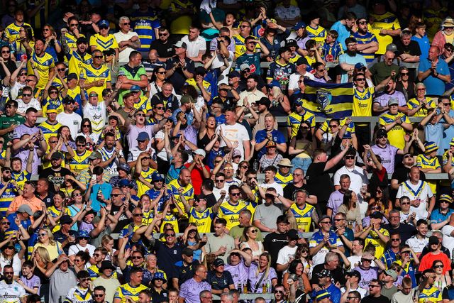 Warrington Wolves fans during the Betfred Challenge Cup Semi-final match Warrington Wolves vs Leigh Leopards at Totally Wicked Stadium, St Helens, United Kingdom, 11th May 2025

(Photo by Gareth Evans/News Images)