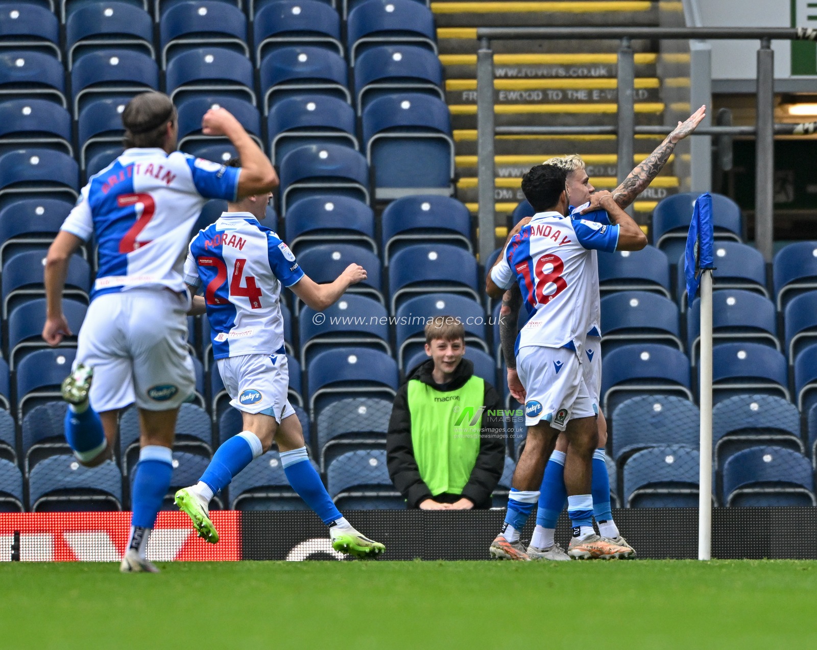 Sammie Szmodics #8 of Blackburn Rovers celebrates the equalising goal of the match, during the Sky Bet Championship match Blackburn Rovers vs Leicester City at Ewood Park, Blackburn, United Kingdom, 1st October 2023

(Photo by Cody Froggatt/News Images)