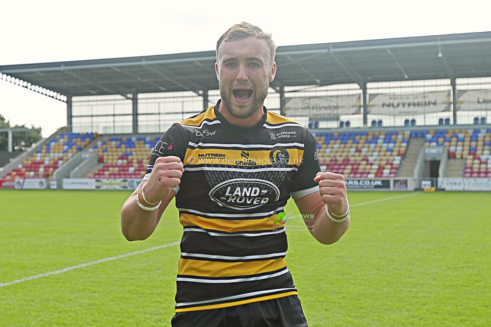 Connor Bailey of York Knights RLFC celebrates after the Betfred Championship match York City Knights vs Featherstone Rovers at LNER Community Stadium, York, United Kingdom, 29th June 2025

(Photo by Sam Eaden/News Images)