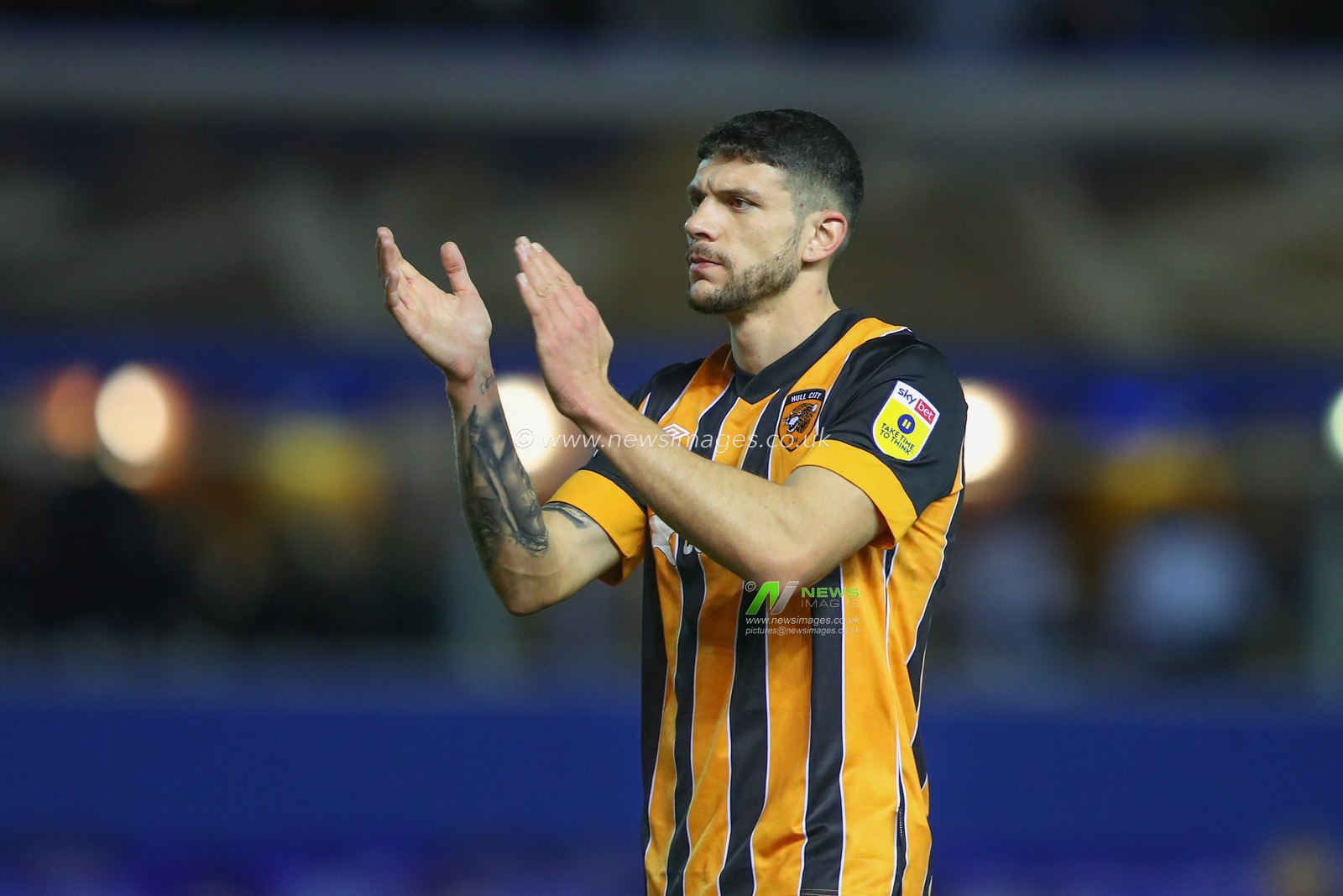Tobias Figueiredo #6 of Hull City applauds the travelling fans after the Sky Bet Championship match Birmingham City vs Hull City at St Andrews, Birmingham, United Kingdom, 30th December 2022

(Photo by Gareth Evans/News Images)