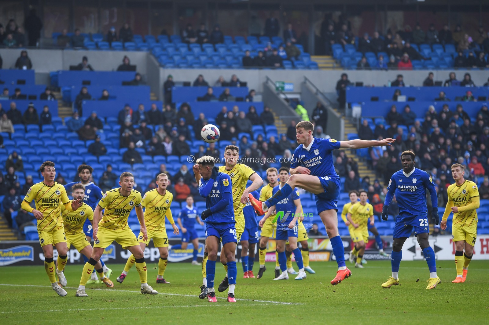 Mark McGuinness #5 of Cardiff City  shoots at goal during the Sky Bet Championship match Cardiff City vs Millwall at Cardiff City Stadium, Cardiff, United Kingdom, 21st January 2023

(Photo by Mike Jones/News Images)
