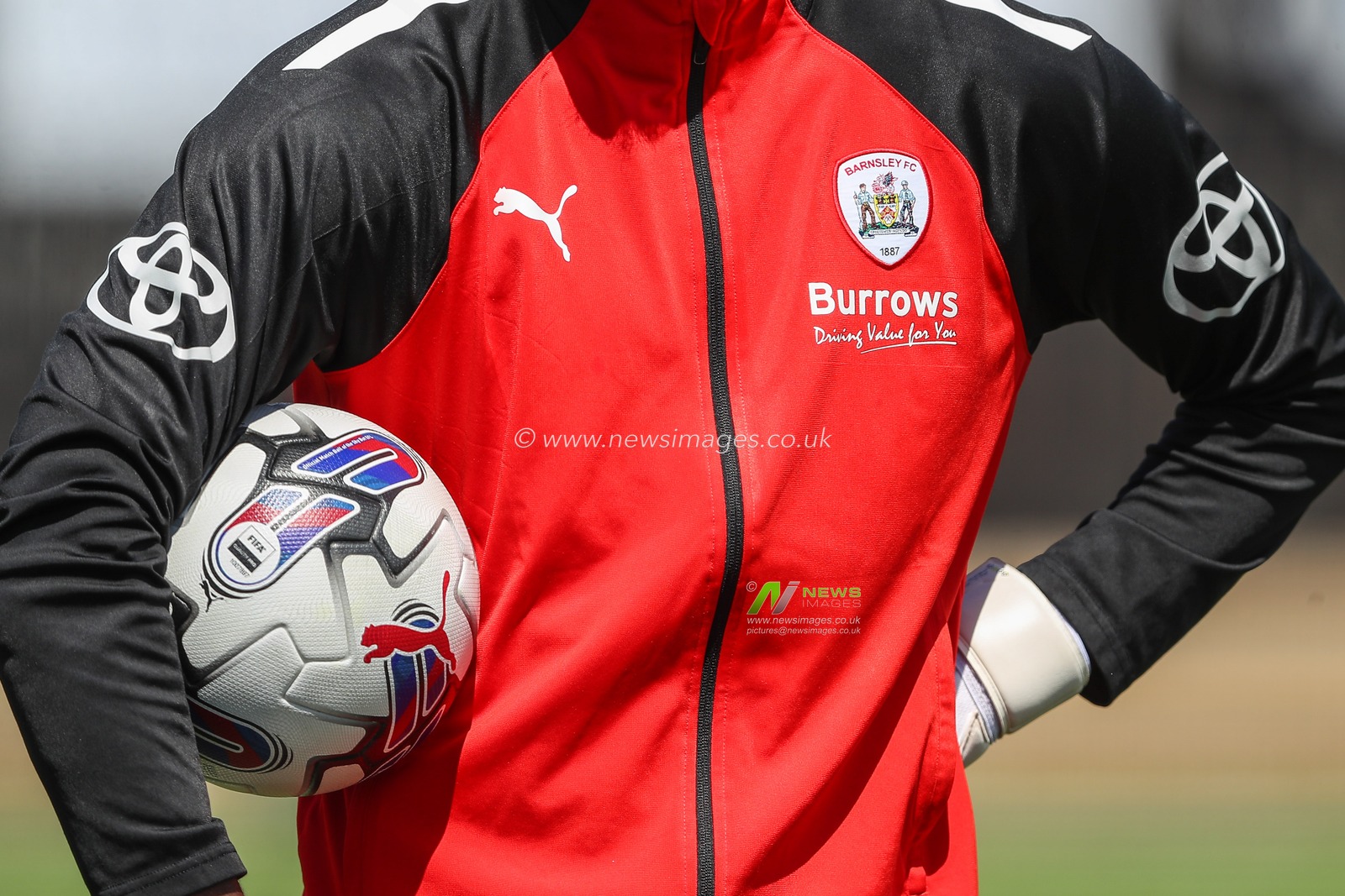 during the Pre-season friendly match Worksop Town vs Barnsley at Sandy Lane, Worksop, United Kingdom, 1st July 2023

(Photo by Gareth Evans/News Images)