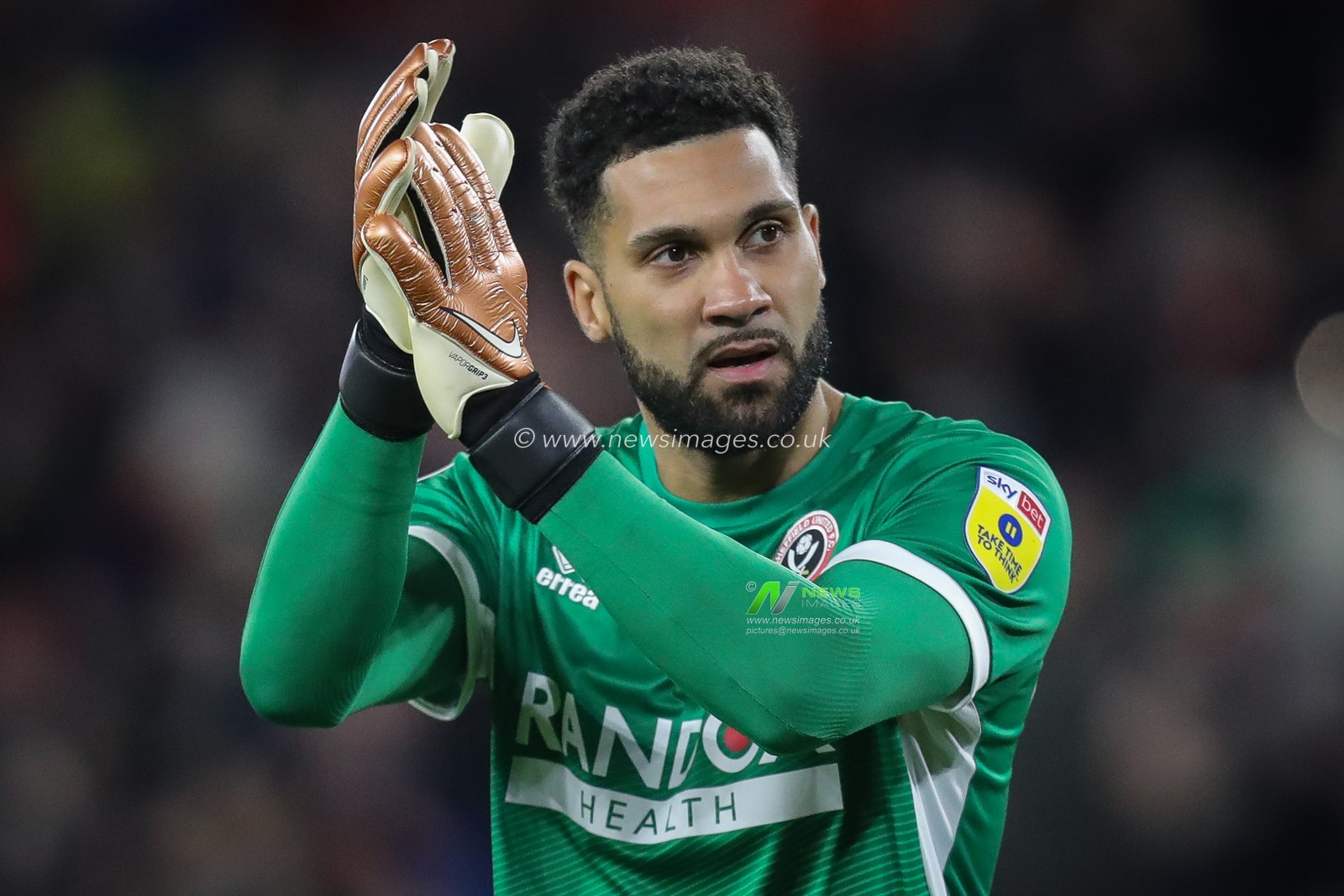 Wes Foderingham #18 of Sheffield United celebrates the opening goal for his team in the first half of the Sky Bet Championship match Sheffield United vs Middlesbrough at Bramall Lane, Sheffield, United Kingdom, 15th February 2023

(Photo by James Heaton/News Images)
