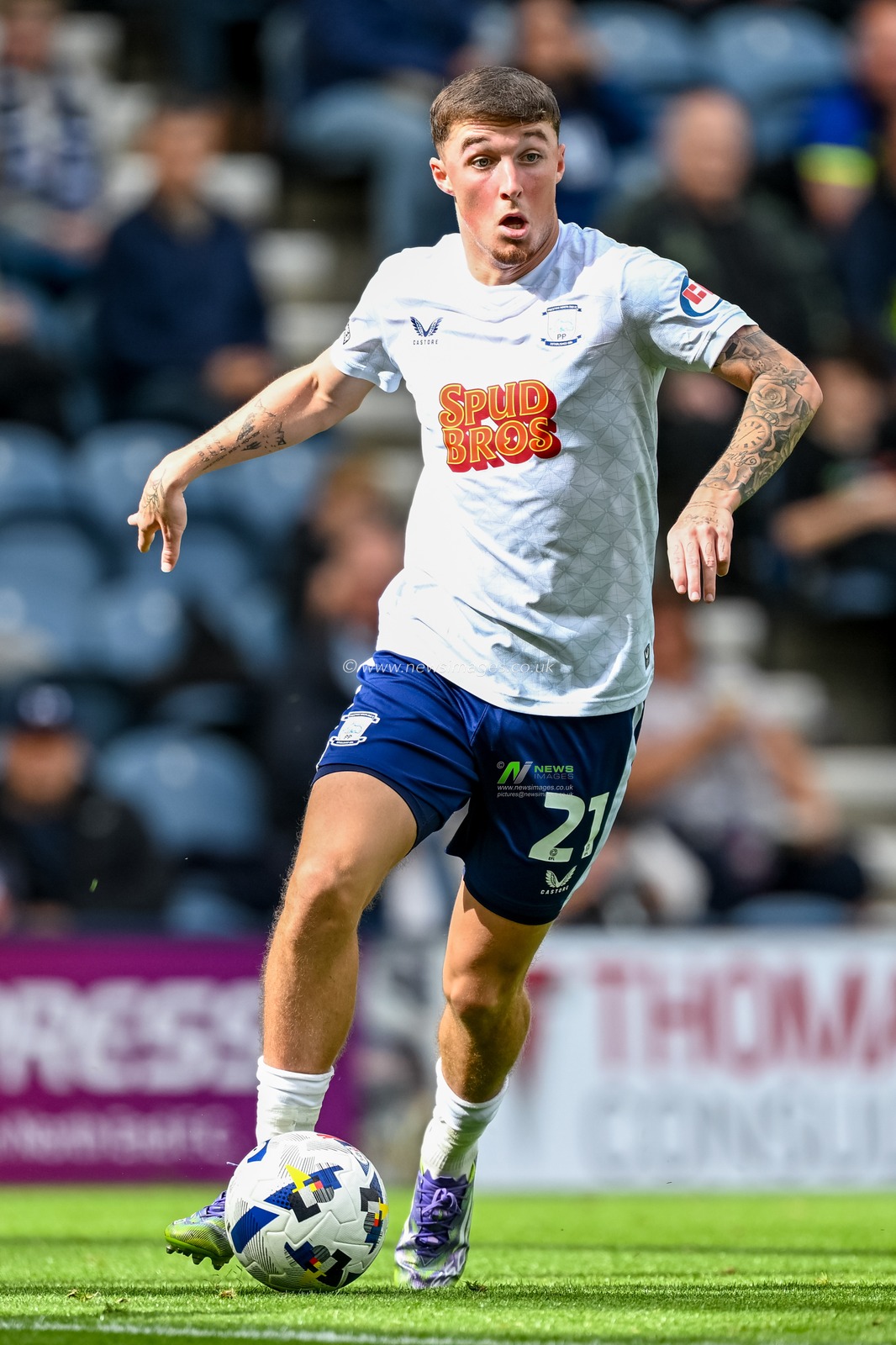 Alfie Devine of Preston North End during the Sky Bet Championship match Preston North End vs Middlesbrough at Deepdale, Preston, United Kingdom, 13th September 2025

(Photo by Adam Gee/News Images)
