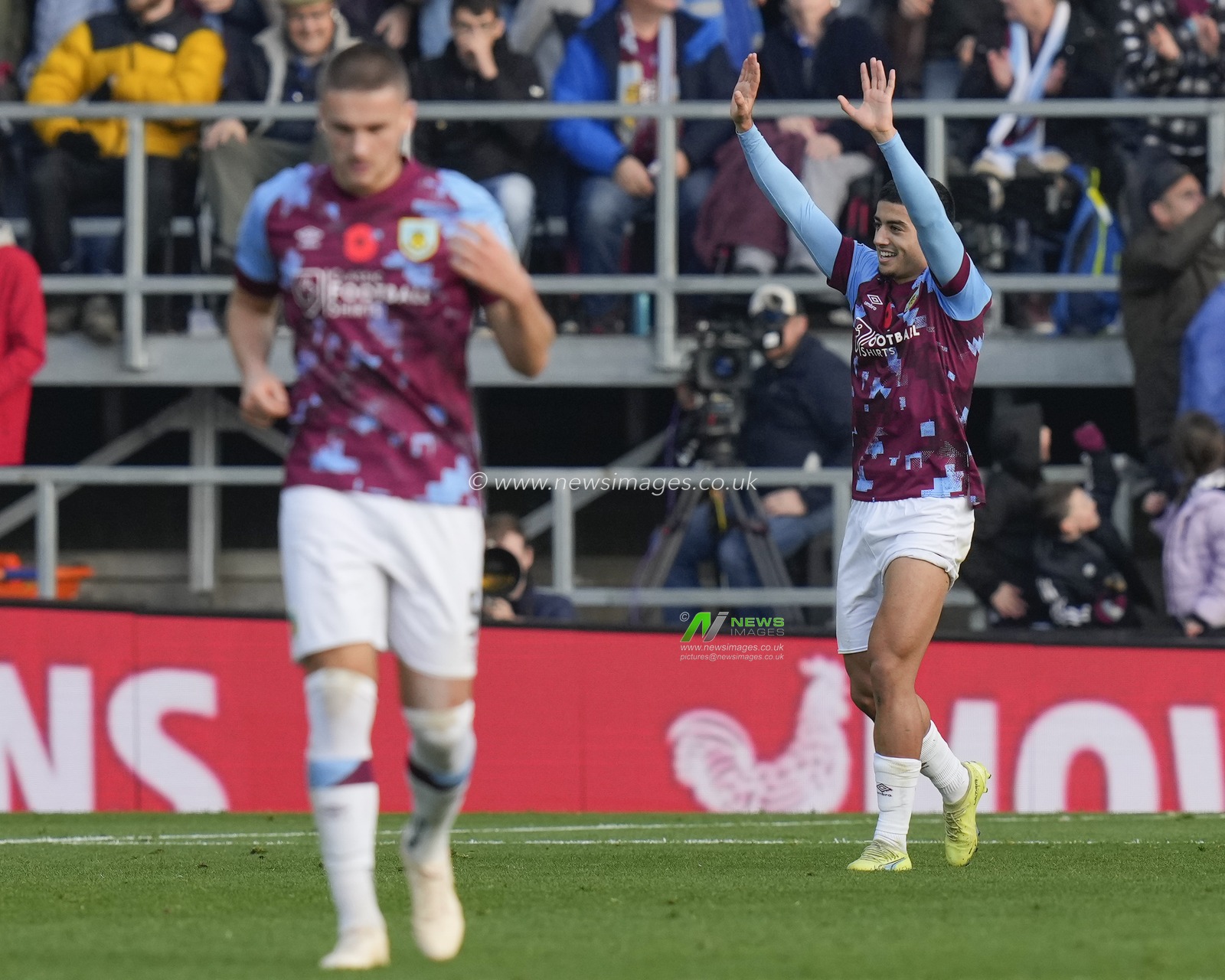 Anass Zaroury #19 of Burnley celebrates after he scores a goal to make it 2-0 during the Sky Bet Championship match Burnley vs Blackburn Rovers at Turf Moor, Burnley, United Kingdom, 13th November 2022

(Photo by Steve Flynn/News Images)