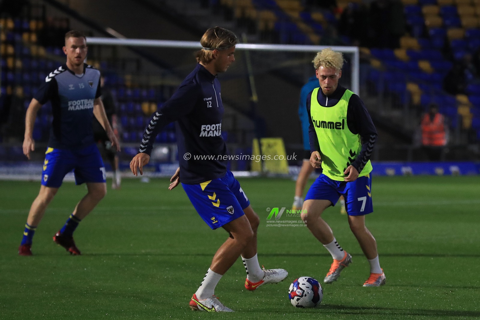 Nathan Young-Coombes #7 of AFC Wimbledon warming up prior to kick off in the Sky Bet League 2 match AFC Wimbledon vs Northampton Town at Cherry Red Records Stadium, Merton, United Kingdom, 13th September 2022

(Photo by Carlton Myrie/News Images)