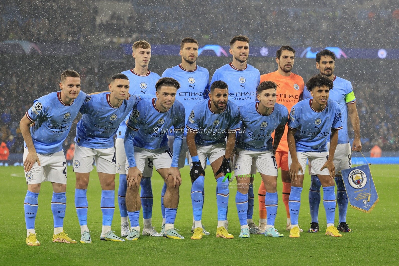 Manchester City team ahead of the UEFA Champions League match Manchester City vs Sevilla at Etihad Stadium, Manchester, United Kingdom, 2nd November 2022

(Photo by Conor Molloy/News Images)