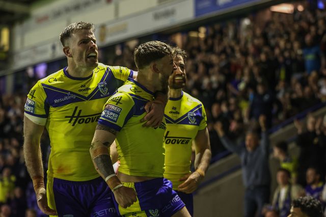 Matty Ashton of Warrington Wolves celebrates his try during the Betfred Super League Round 9 match Warrington Wolves vs St Helens at Halliwell Jones Stadium, Warrington, United Kingdom, 24th April 2025

(Photo by Alfie Cosgrove/News Images)