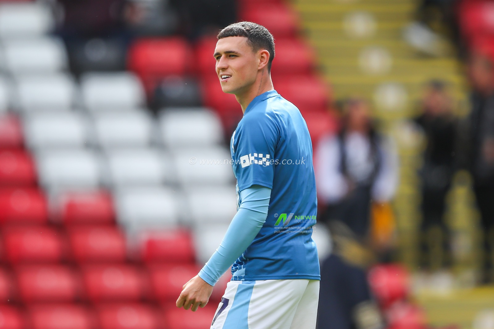 Phil Foden #47 of Manchester City  during the pre-game warmup ahed of the Premier League match Sheffield United vs Manchester City at Bramall Lane, Sheffield, United Kingdom, 27th August 2023

(Photo by Gareth Evans/News Images)