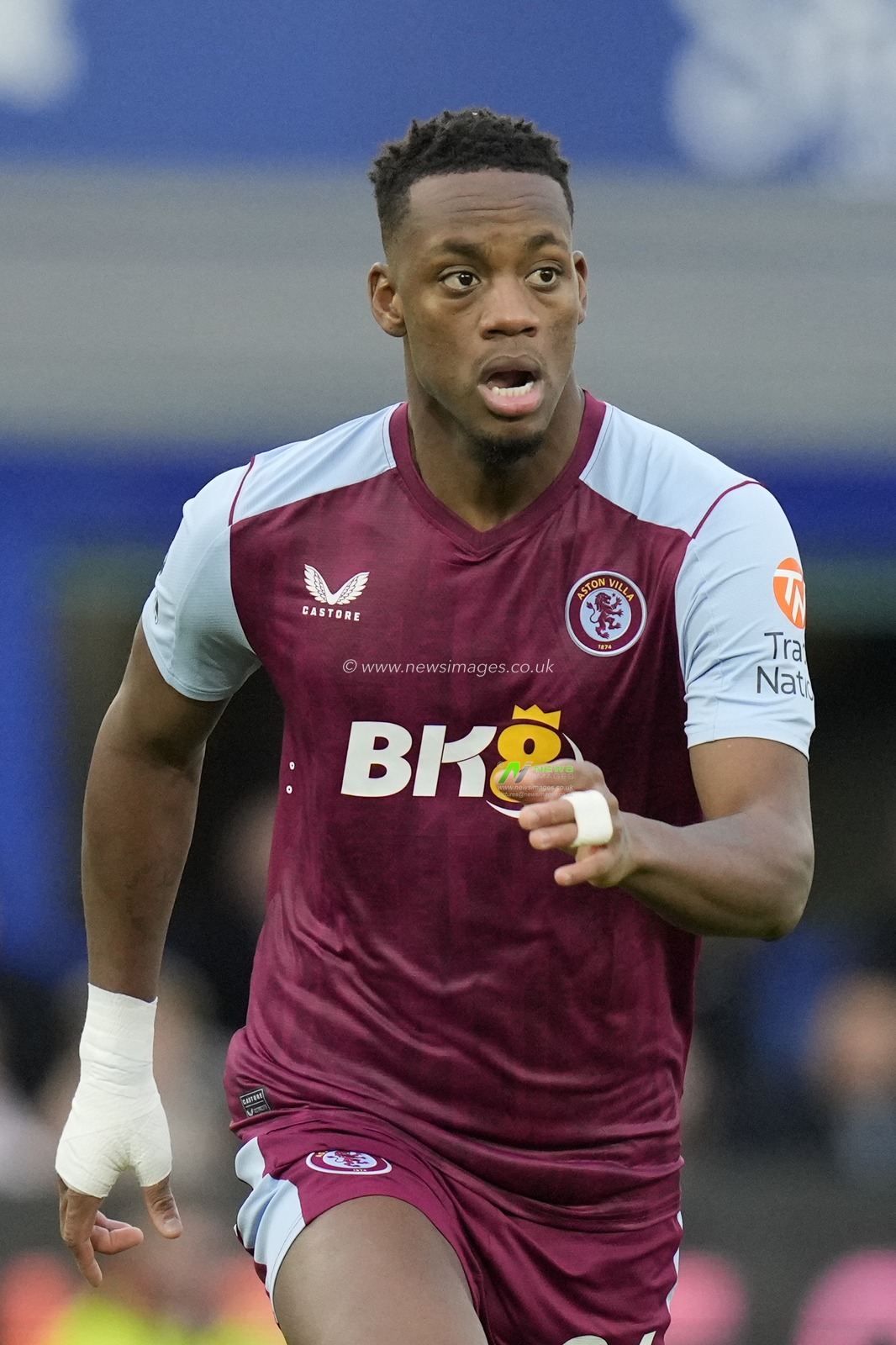 Jhon DurÃ¡n of Aston Villa during the Premier League match Everton vs Aston Villa at Goodison Park, Liverpool, United Kingdom, 14th January 2024

(Photo by Steve Flynn/News Images)