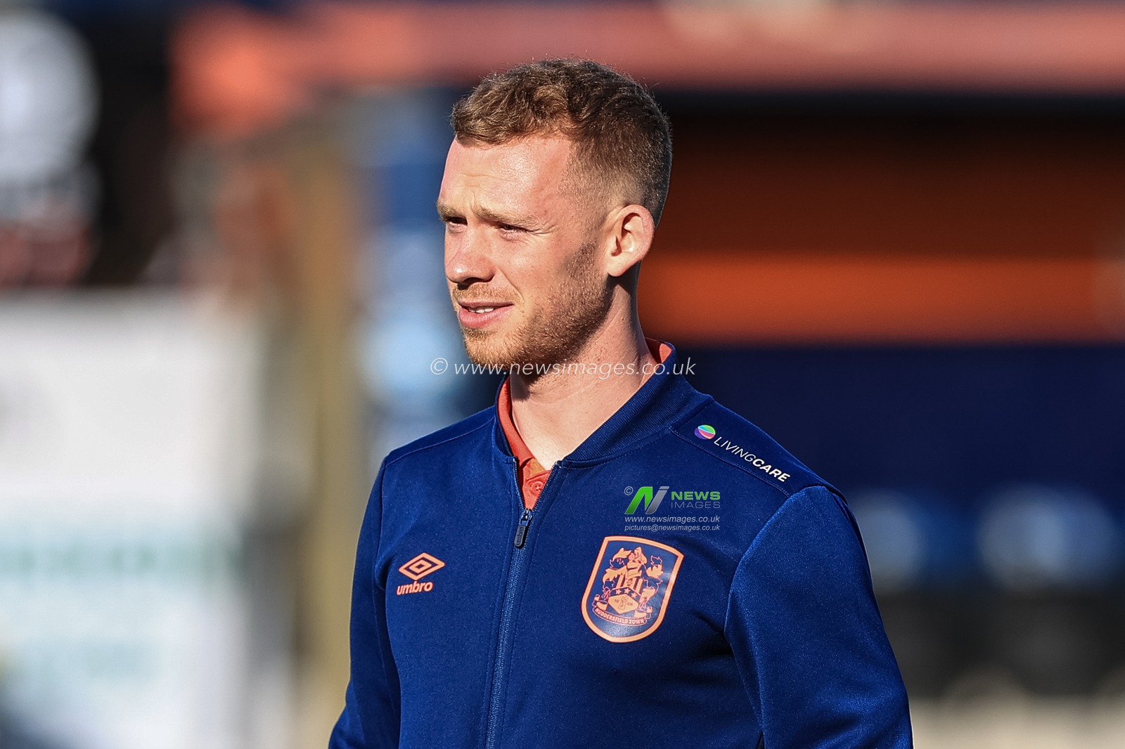 Lewis O'Brien #8 of Huddersfield Town arrives at Kenilworth Road,