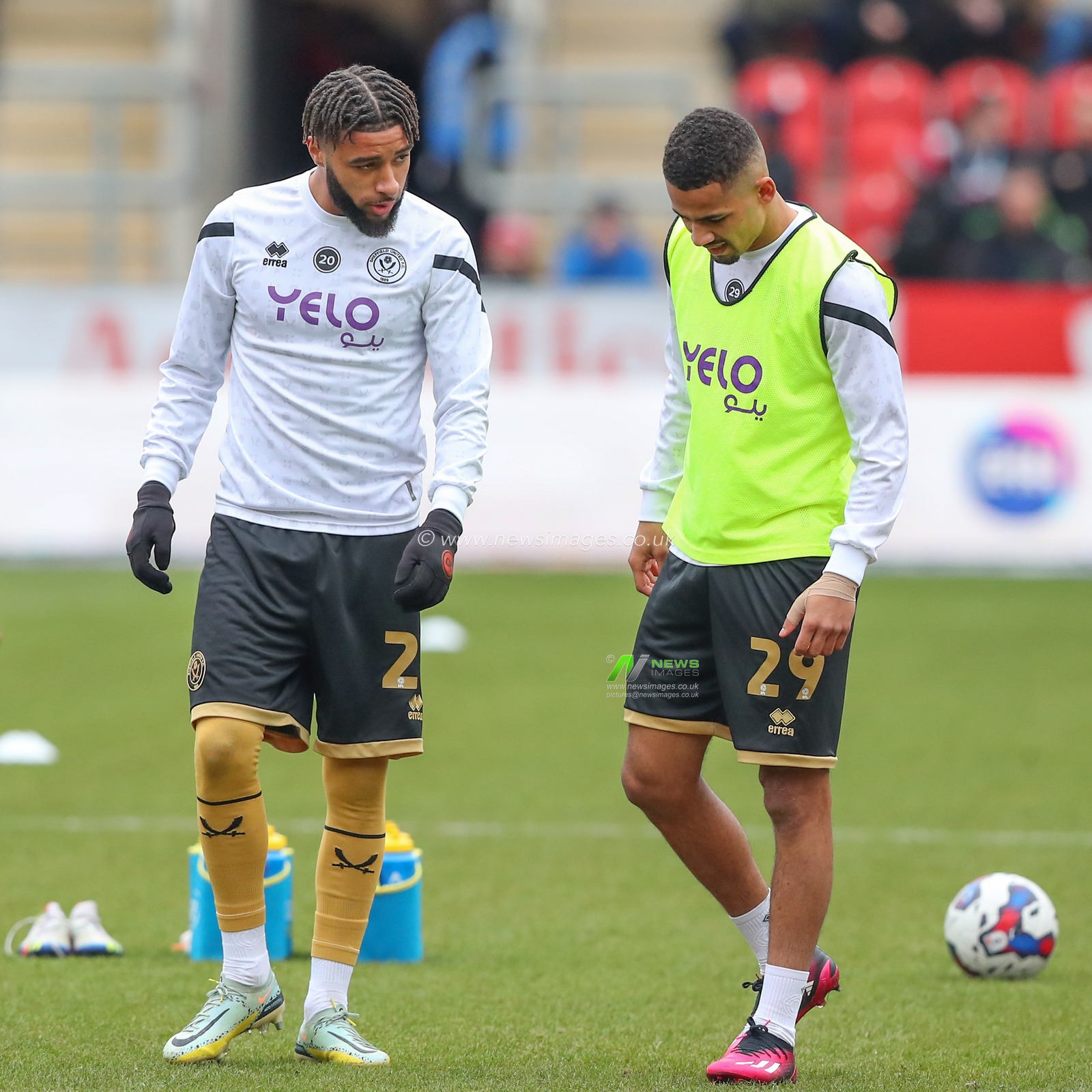 Jayden Bogle #20 of Sheffield United talks to Iliman Ndiaye #29 of Sheffield United during the pre-game warm up ahead of the Sky Bet Championship match Rotherham United vs Sheffield United at New York Stadium, Rotherham, United Kingdom, 4th February 2023

(Photo by Gareth Evans/News Images)