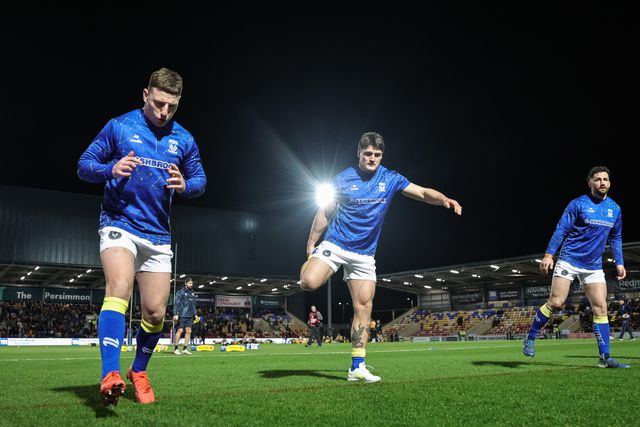 Warrington players in the pre-game warm up during the Betfred Super League Round 4 match York Knights vs Warrington Wolves at LNER Community Stadium, York, United Kingdom on 06 March 2026

(Photo by Mark Cosgrove/News Images)