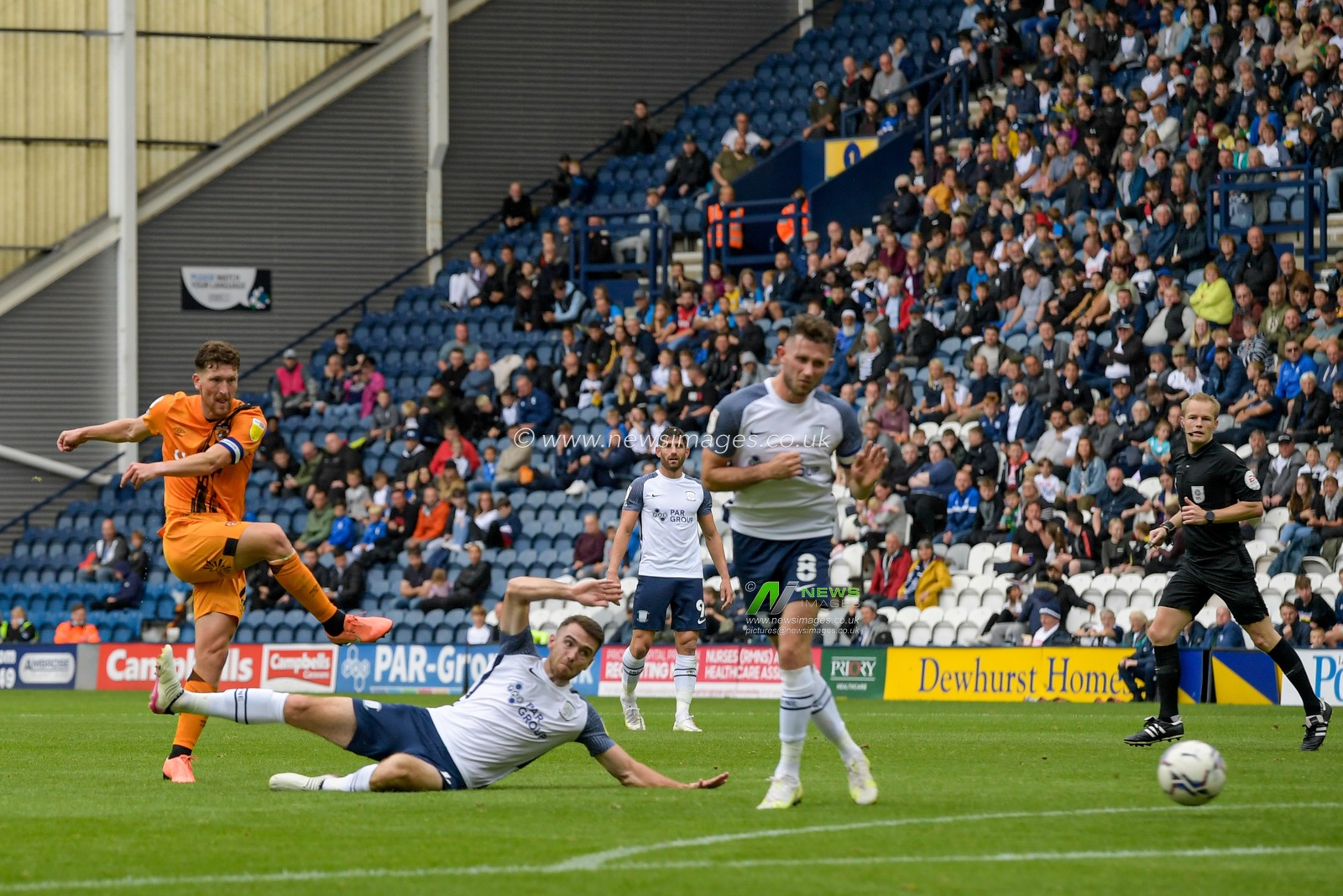 Richard Smallwood #6 of Hull City scores a goal to make it 1-2