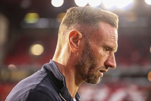 Ian Evatt manager of Blackpool during the Sky Bet League One match Barnsley vs Blackpool at Oakwell, Barnsley, United Kingdom on 02 September 2026

(Photo by Alfie Cosgrove/News Images)