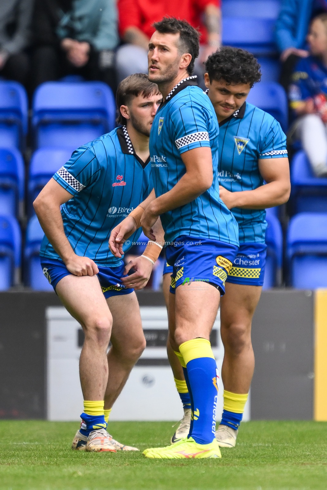 Stefan Ratchford of Warrington Wolves during pre match warm up ahead of the Betfred Super League Round 13 match Warrington Wolves vs Wigan Warriors at Halliwell Jones Stadium, Warrington, United Kingdom, 1st June 2024

(Photo by Craig Thomas/News Images)