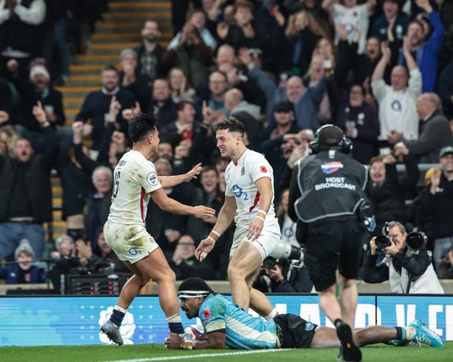 Henry Arundell of England celebrates his try during the Quilter Nations Series 2025 match England vs Fiji at Allianz Stadium, Twickenham, United Kingdom, 8th November 2025

(Photo by Mark Cosgrove/News Images)

*** GER AUT SUI OUT ***