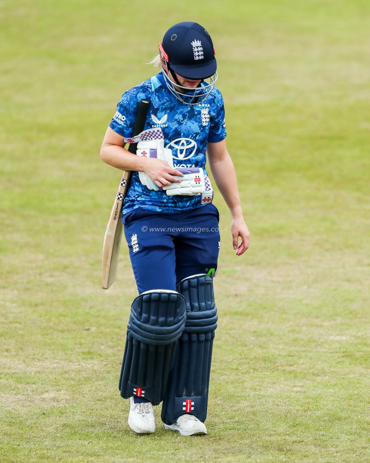 Emma Lamb of England Women looks dejected following her dismissal during the 2nd Metro Bank ODI Day International England Women v West Indies Women at Uptonsteel County Ground, Leicester, United Kingdom, 4th June 2025

(Photo by Izzy Poles/News Images)