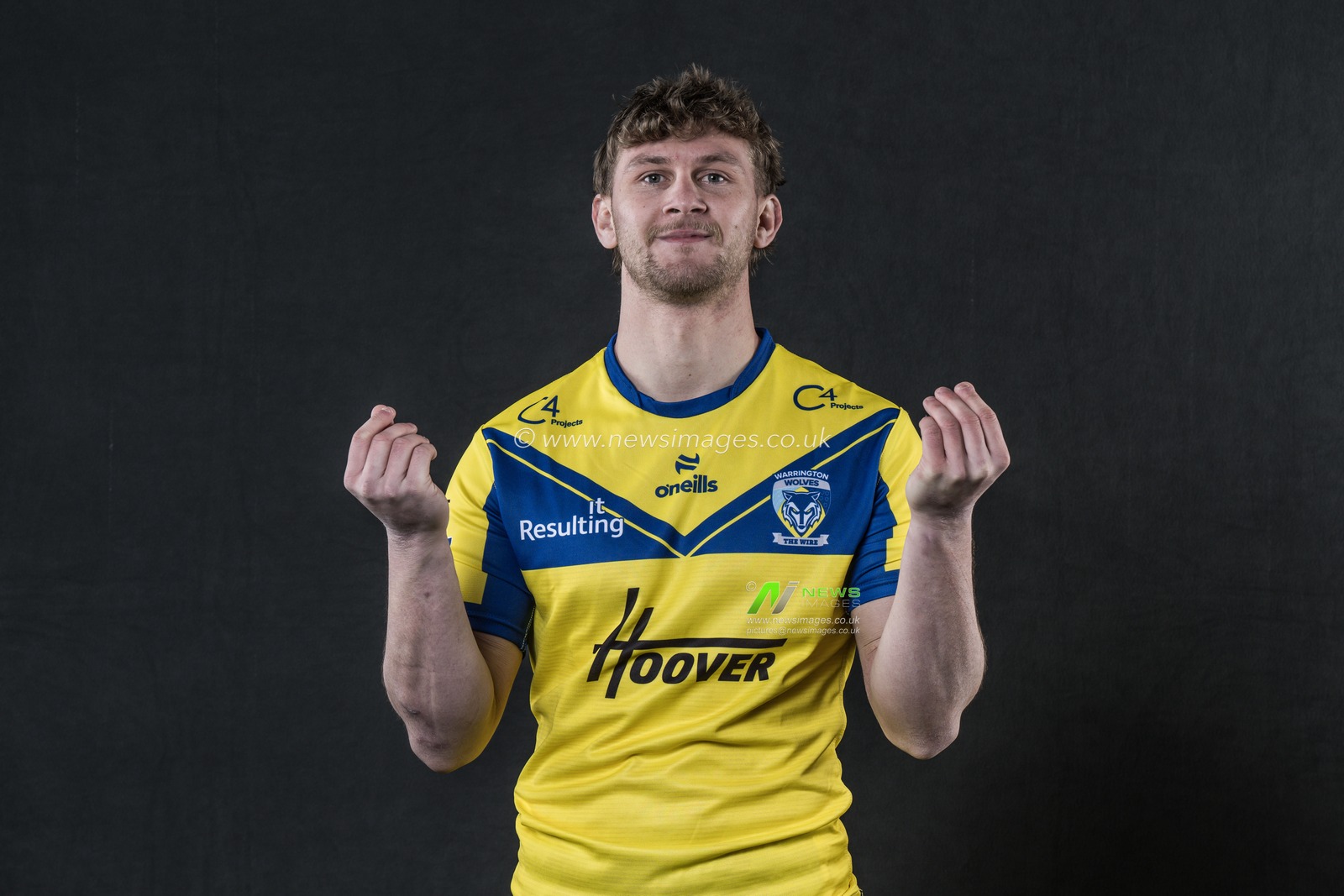 Alfie Johnson in the Home kit during the Warrington Wolves Team media day at Warrington wolves training centre, Warrington, United Kingdom, 16th January 2025

(Photo by Craig Thomas/News Images)
