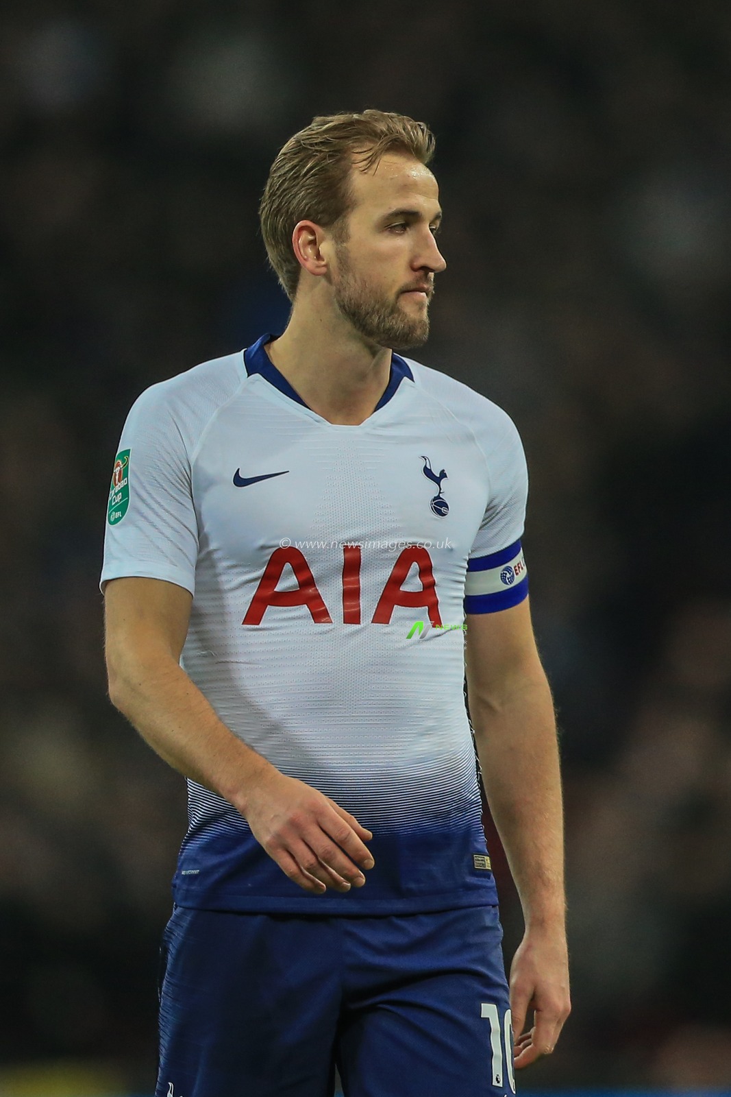 8th January 2019, Wembley, London, England; Carabao EFL Cup, Semi-Final, Tottenham vs Chelsea ;  Harry Kane (10) of Tottenham during the game



Credit: Mark Cosgrove/News Images

English Football League images are subject to DataCo Licence