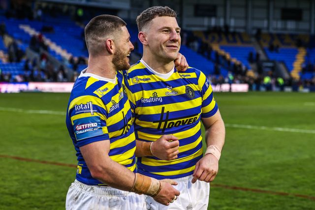 Danny Walker of Warrington Wolves celebrates the win with George Williams of Warrington Wolves during the Betfred Challenge Cup Quarter Final match Warrington Wolves vs Leigh Leopards at The Halliwell Jones Stadium, Warrington, United Kingdom on 11 April 2026

(Photo by Alfie Cosgrove/News Images)