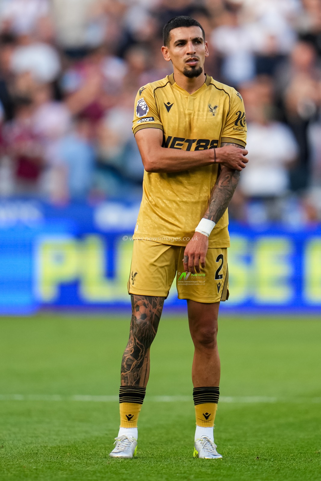 Daniel Munoz of Crystal Palace during the Premier League match West Ham United vs Crystal Palace at London Stadium, London, United Kingdom, 20th September 2025

(Photo by Harvey Murphy/News Images)