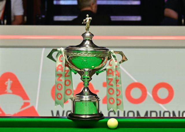 The World Snooker Championship Trophy sits on the table ahead of the Cazoo World Championships 2024 Final at Crucible Theatre, Sheffield, United Kingdom, 5th May 2024

(Photo by Cody Froggatt/News Images)