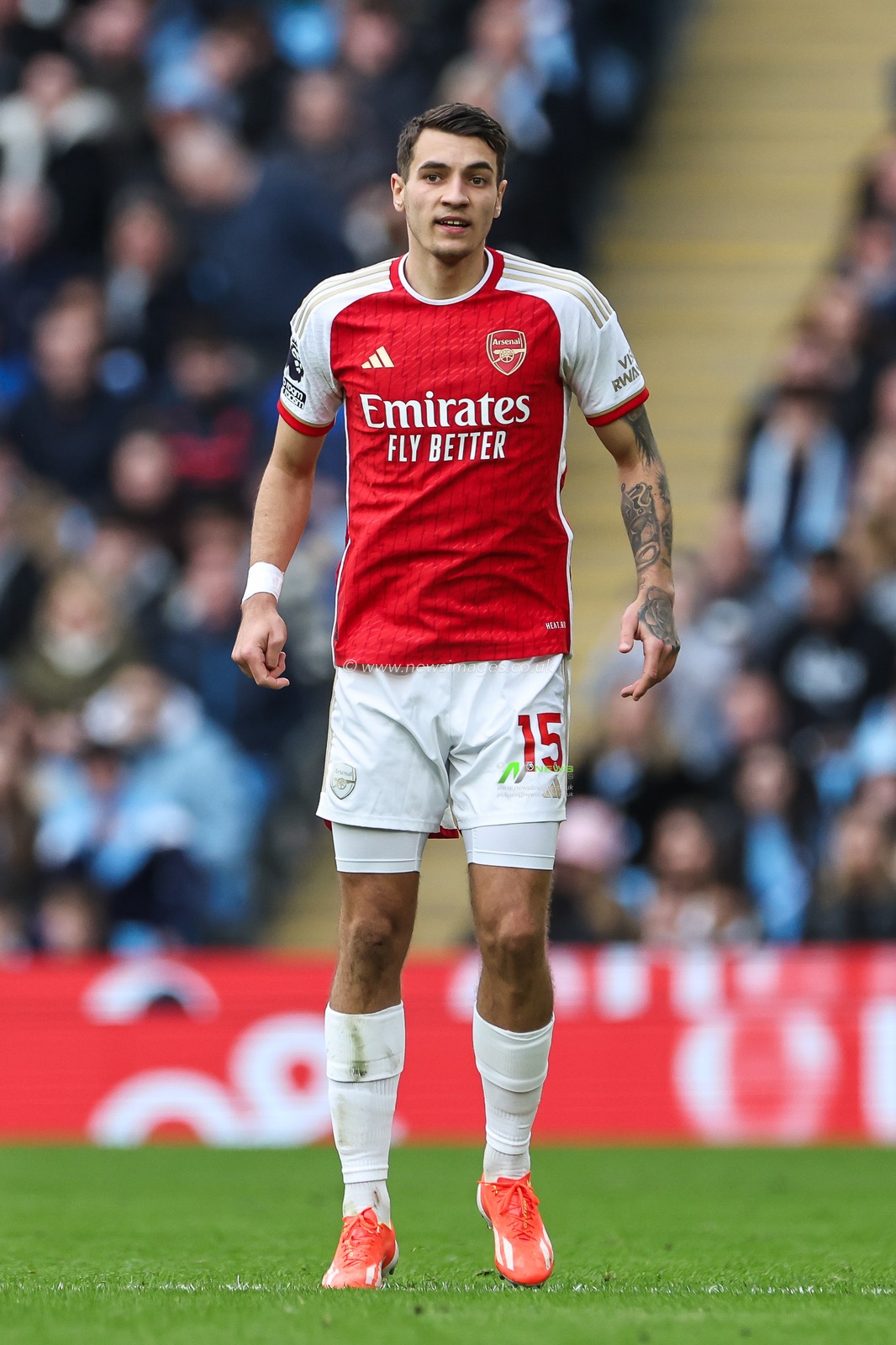 Jakub Kiwior of Arsenal during the Premier League match Manchester City vs Arsenal at Etihad Stadium, Manchester, United Kingdom, 31st March 2024

(Photo by Mark Cosgrove/News Images)