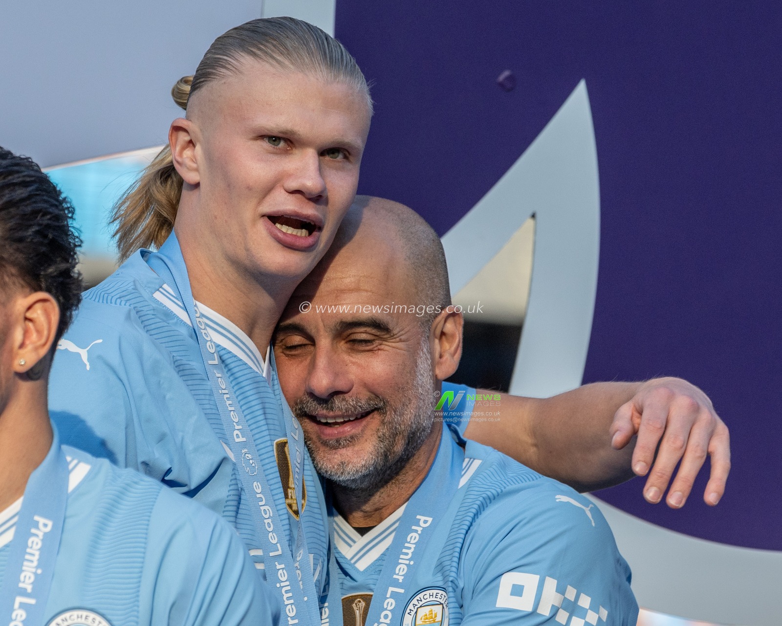 Pep Guardiola manager of Manchester City embraces Erling Haaland of Manchester City during the Premier League match Manchester City vs West Ham United at Etihad Stadium, Manchester, United Kingdom, 19th May 2024

(Photo by Mark Cosgrove/News Images)