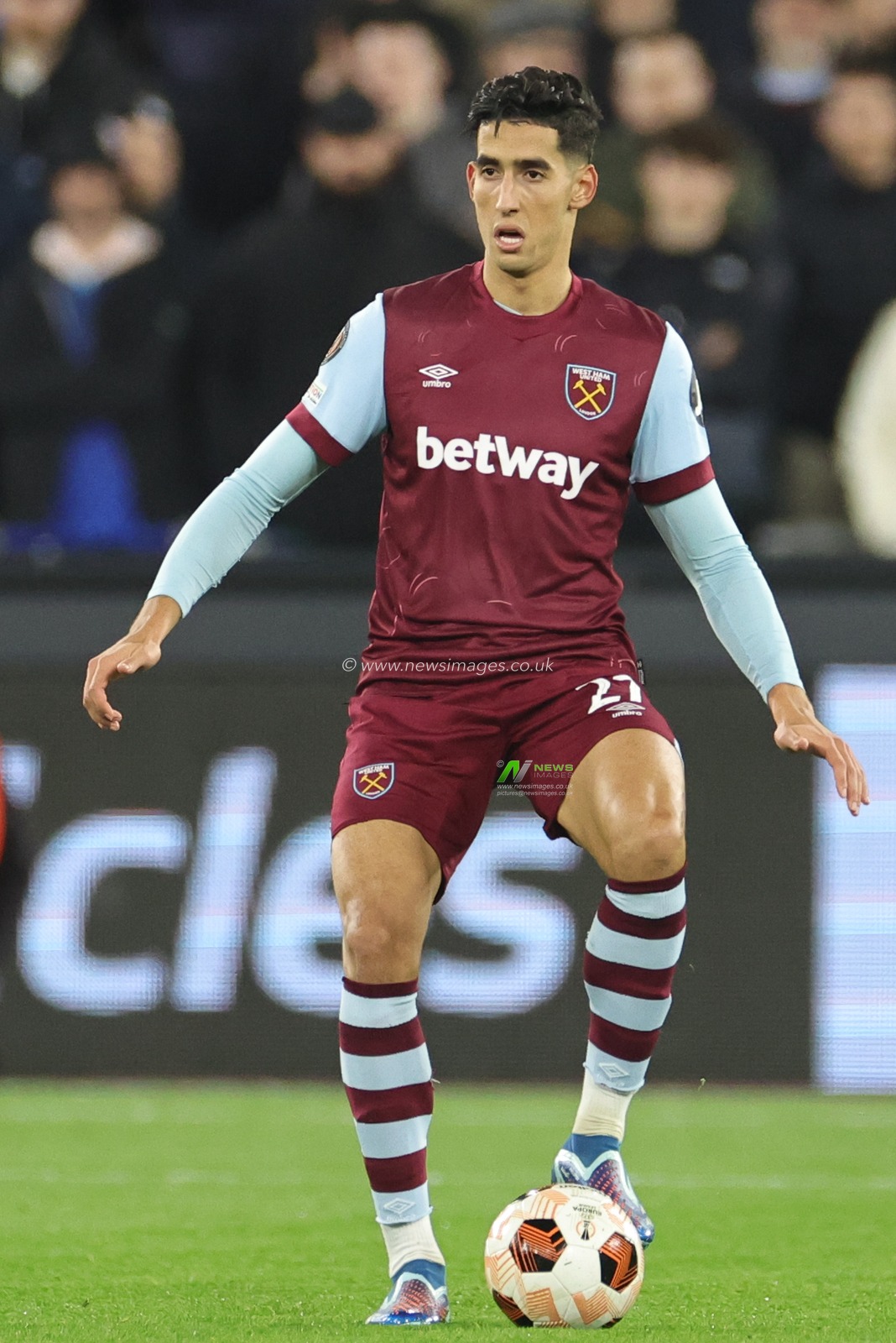 Nayef Aguerd #27 of West Ham United during the UEFA Europa League match West Ham United vs Olympiakos FC at London Stadium, London, United Kingdom, 9th November 2023

(Photo by Mark Cosgrove/News Images)