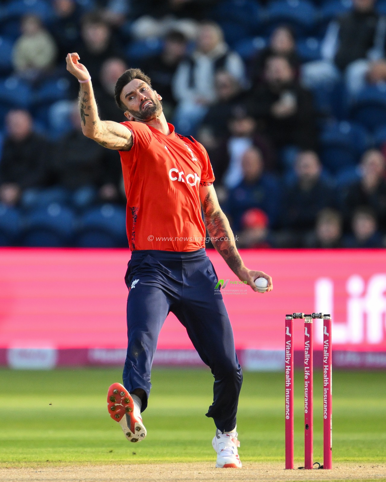 Reece Topley of England delivers the ball during the Second Vitality IT20 Series England v Australia at Sophia Gardens Cricket Ground, Cardiff, United Kingdom, 13th September 2024

(Photo by Craig Thomas/News Images)